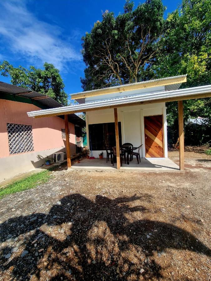 Ballena Oasis Homes Uvita Exteriör bild